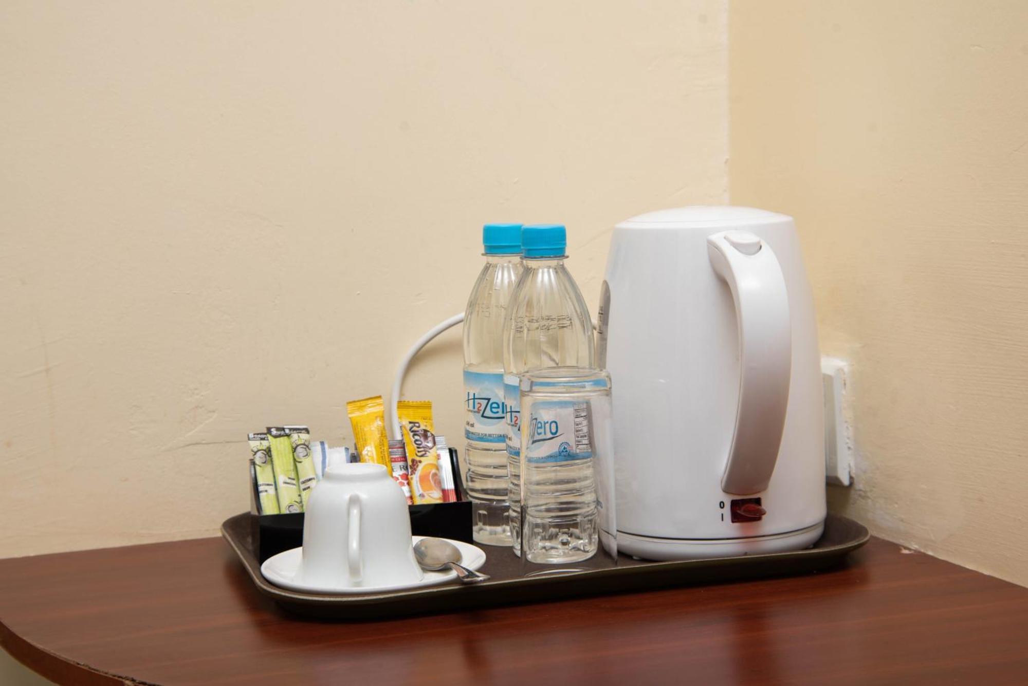 Mika Hotel Kabulonga Lusaka Bagian luar foto