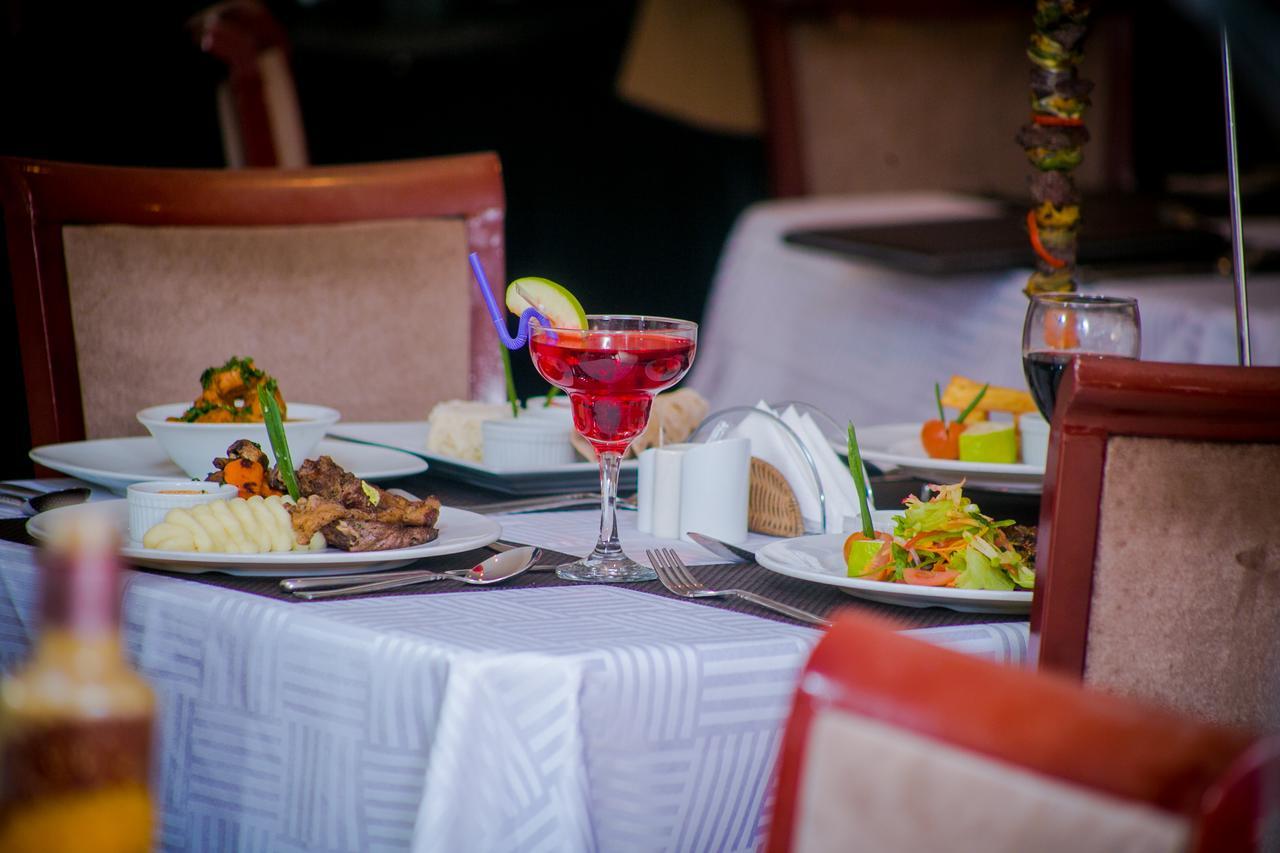 Mika Hotel Kabulonga Lusaka Bagian luar foto