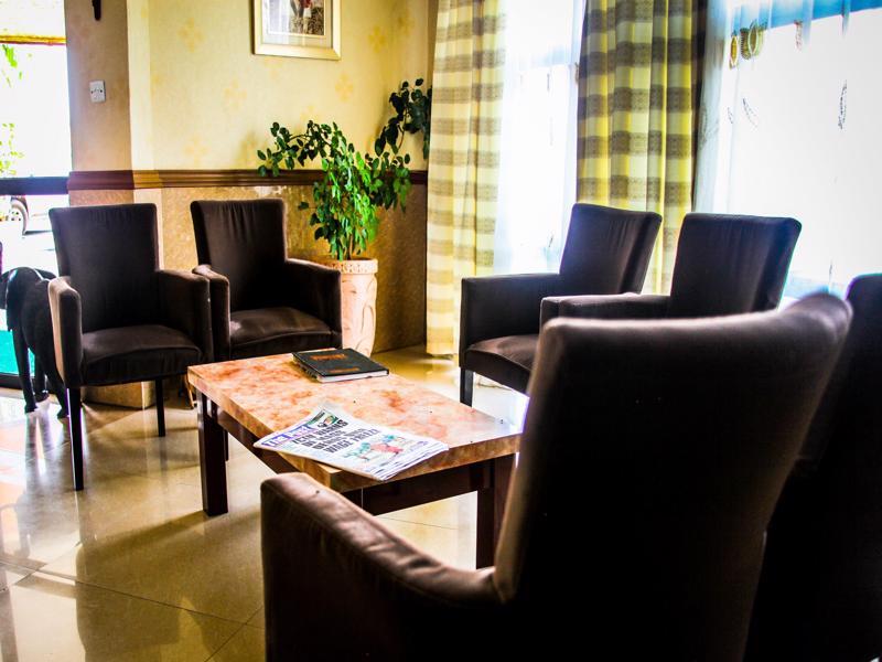 Mika Hotel Kabulonga Lusaka Bagian luar foto